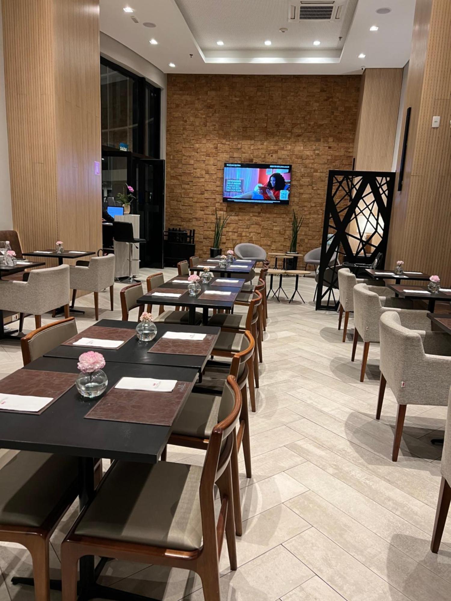 Studio Living Itaim Bibi Aparthotel *
